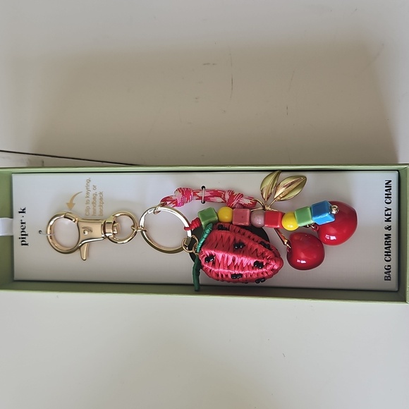 NWT Piper K Crochet Fruit Bag Charm/Keychain - Picture 4 of 4